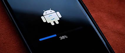 Samsung corrige 56 falhas de segurança em celulares Galaxy na atualização de agosto